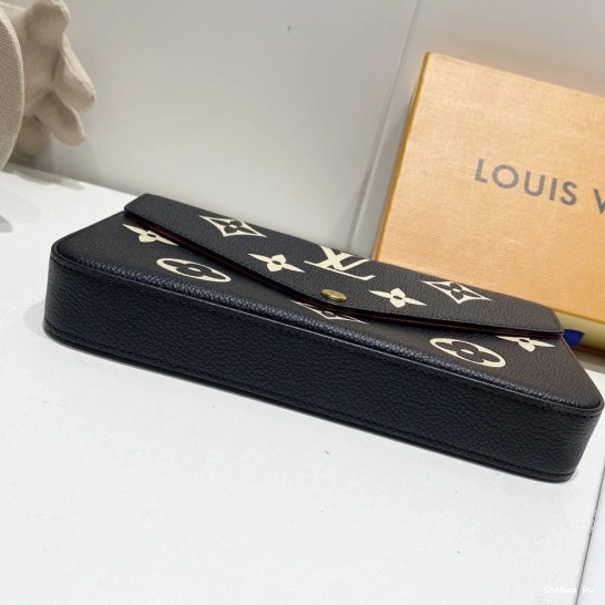 POCHETTE LOUIS FÉLICIE VUITTON 0814
